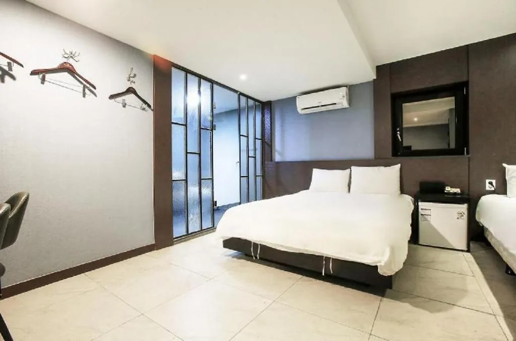 Hotel Treeshade Dongdaemun 서울특별시 2*,